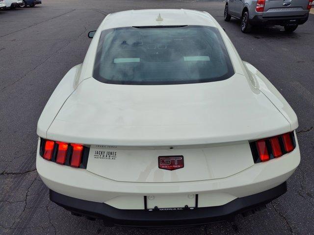 new 2025 Ford Mustang car