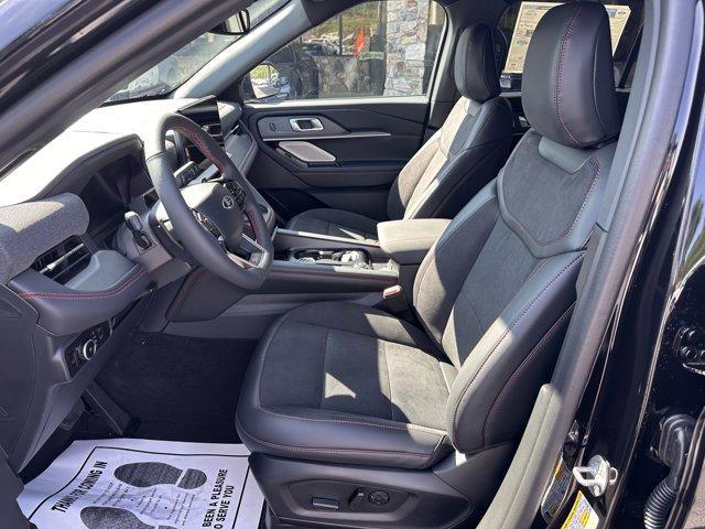 new 2025 Ford Explorer car