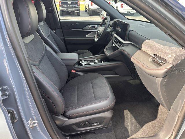 new 2025 Ford Explorer car