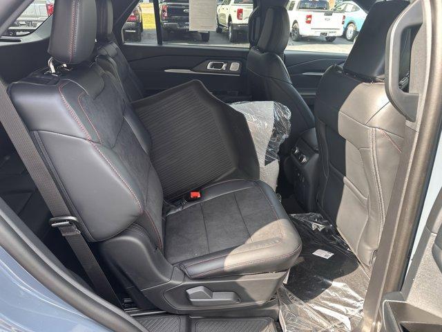new 2025 Ford Explorer car