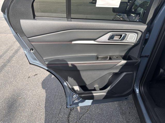 new 2025 Ford Explorer car
