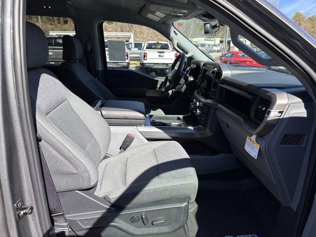 new 2025 Ford F-150 car, priced at $58,554
