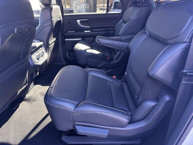 new 2025 Ford Expedition Max car