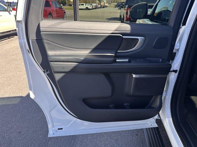 new 2025 Ford Expedition Max car