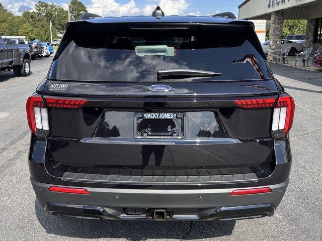 new 2025 Ford Explorer car