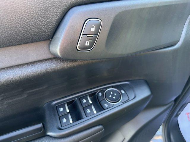 new 2025 Ford Ranger car, priced at $40,000