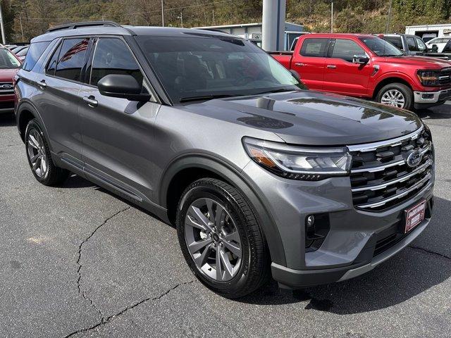 used 2025 Ford Explorer car, priced at $43,869