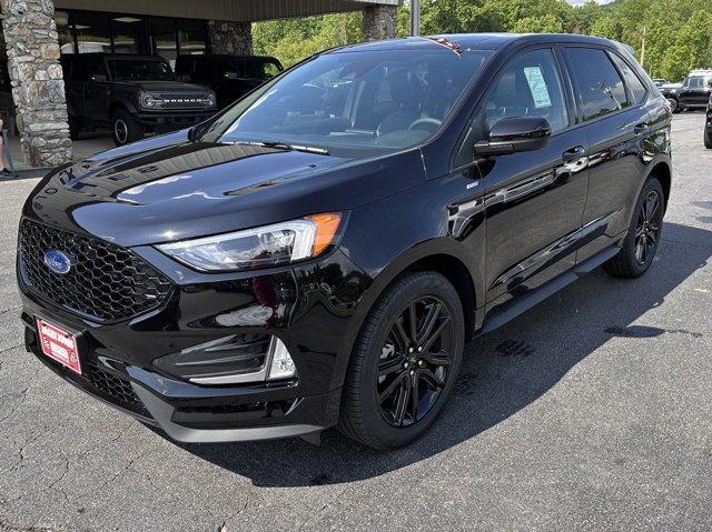 new 2024 Ford Edge car, priced at $45,150