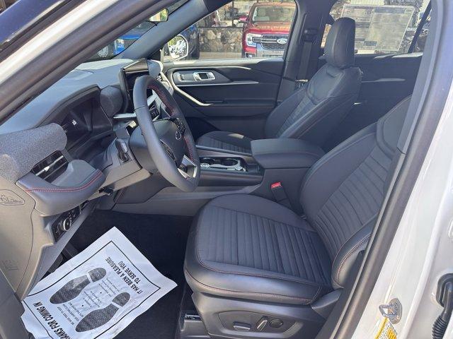new 2025 Ford Explorer car