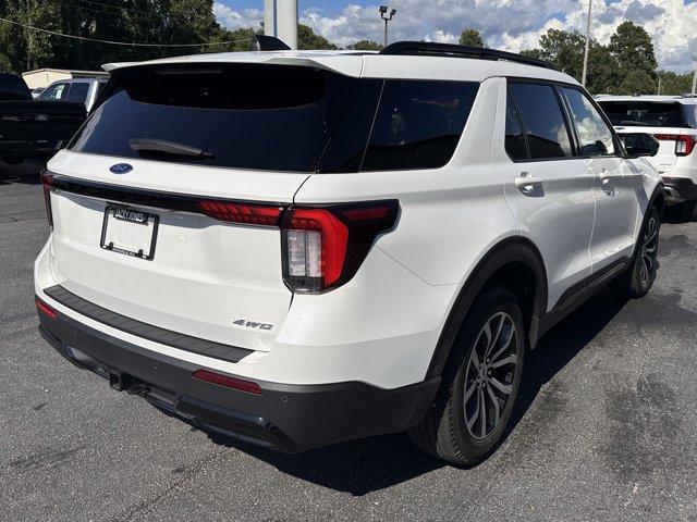 new 2025 Ford Explorer car