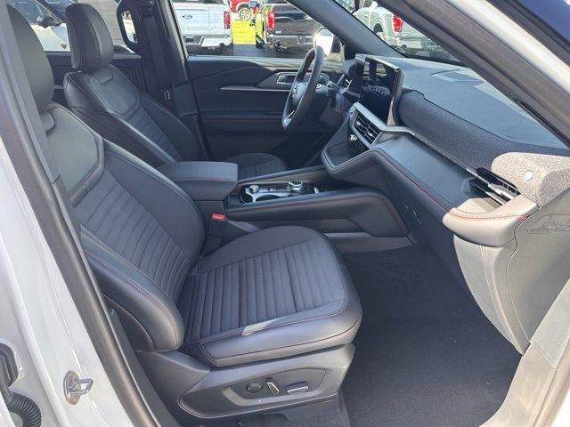 new 2025 Ford Explorer car