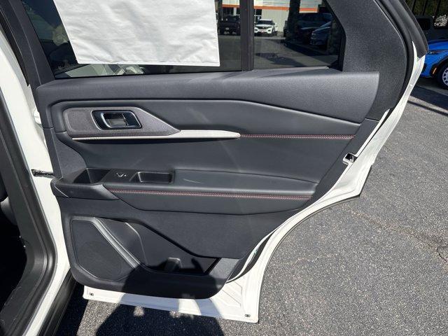 new 2025 Ford Explorer car
