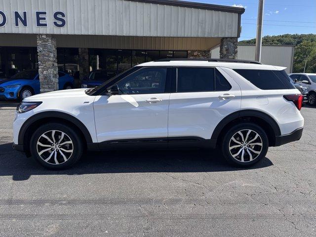 new 2025 Ford Explorer car