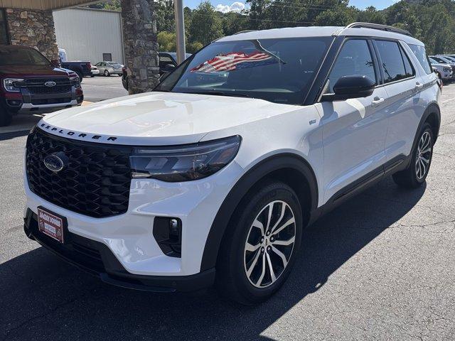 new 2025 Ford Explorer car