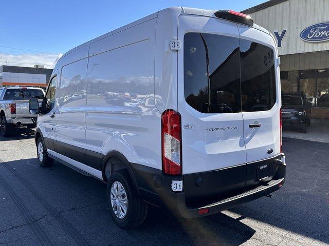 new 2024 Ford Transit-250 car