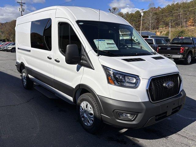 new 2024 Ford Transit-250 car