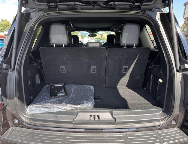 used 2024 Ford Expedition car, priced at $73,608