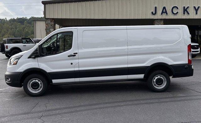 new 2024 Ford Transit-250 car