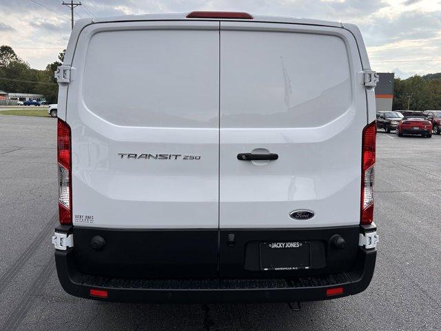 new 2024 Ford Transit-250 car