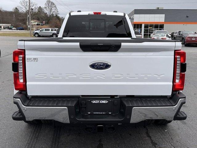 new 2024 Ford F-350 car