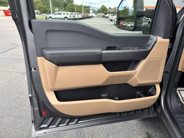 new 2025 Ford F-350 car, priced at $56,994