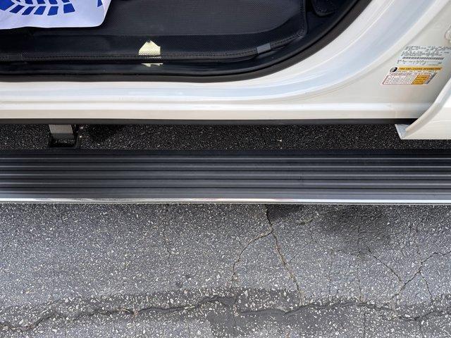 used 2023 Ford Expedition car, priced at $68,790