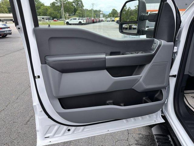 new 2025 Ford F-350 car, priced at $64,340