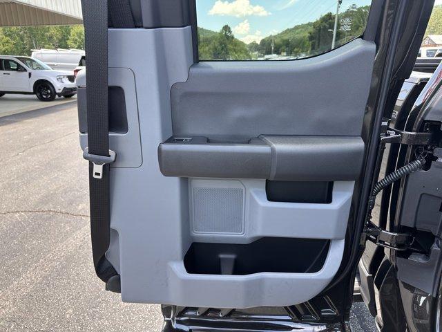 new 2025 Ford F-350 car, priced at $57,591