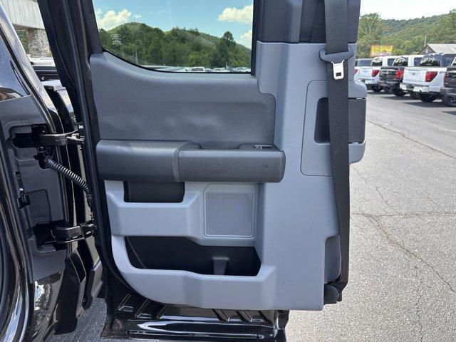 new 2025 Ford F-350 car, priced at $57,591