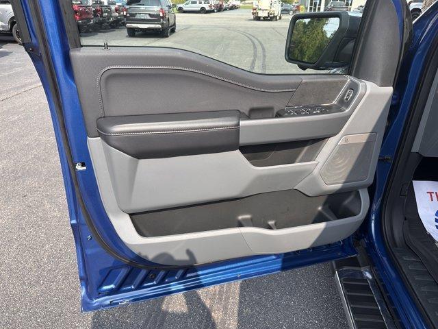 new 2025 Ford F-150 car