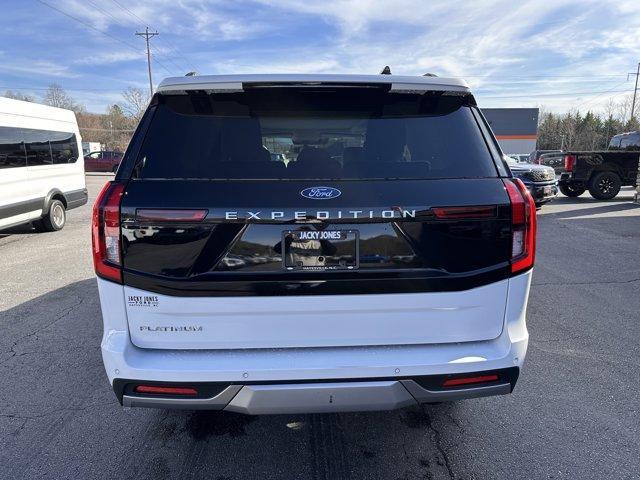 new 2025 Ford Expedition car, priced at $89,873