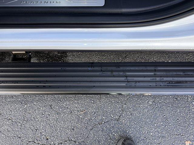 new 2025 Ford Expedition car, priced at $89,873