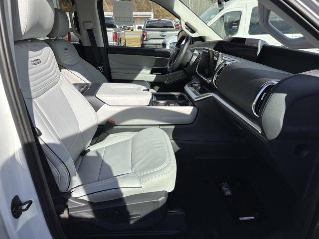 new 2025 Ford Expedition car, priced at $89,873