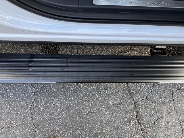 new 2025 Ford Expedition car, priced at $89,873