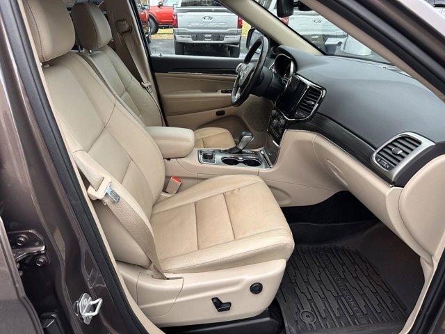 used 2021 Jeep Grand Cherokee car, priced at $28,590