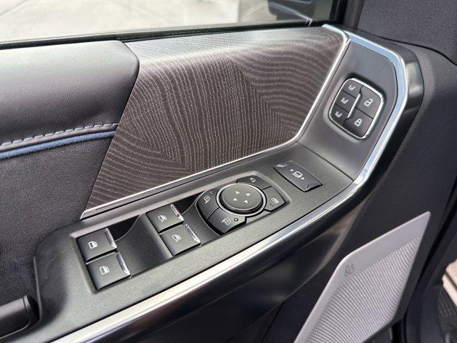 new 2025 Ford F-450 car, priced at $99,640