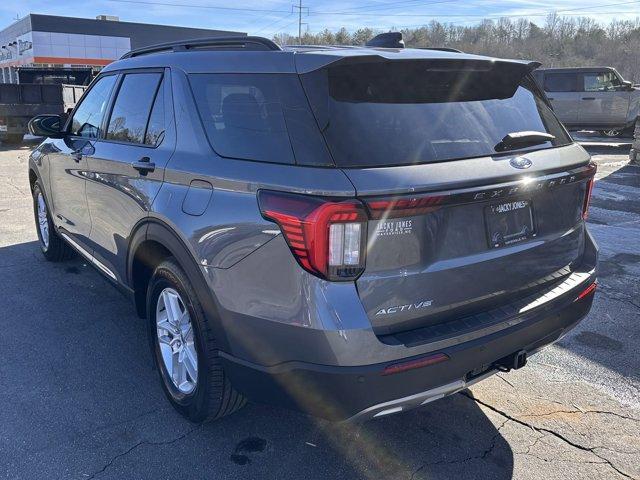 new 2025 Ford Explorer car