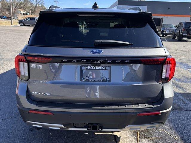 new 2025 Ford Explorer car