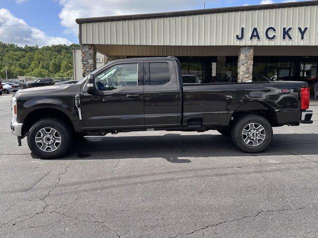 new 2025 Ford F-350 car