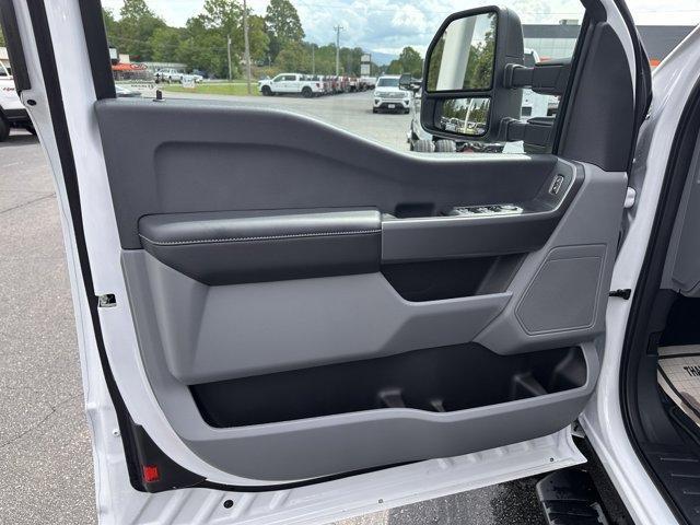 new 2025 Ford F-350 car, priced at $59,970