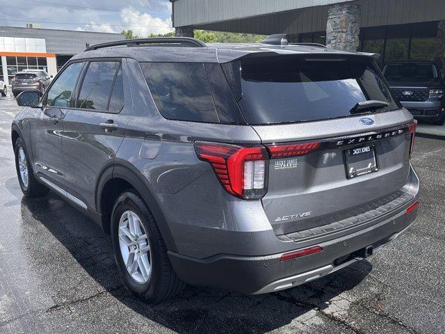 new 2025 Ford Explorer car, priced at $41,763