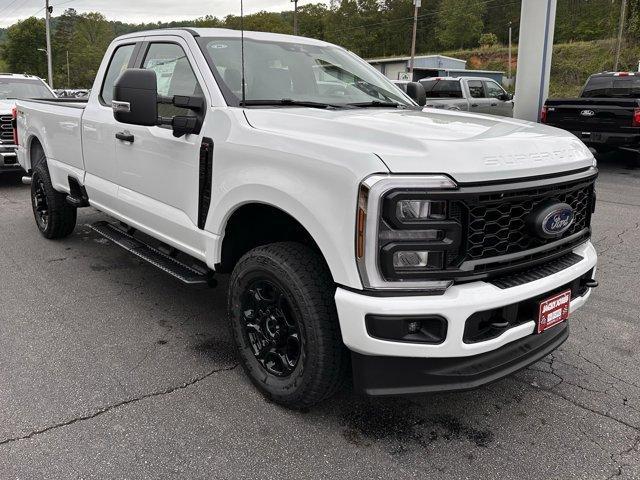 new 2025 Ford F-350 car, priced at $60,470