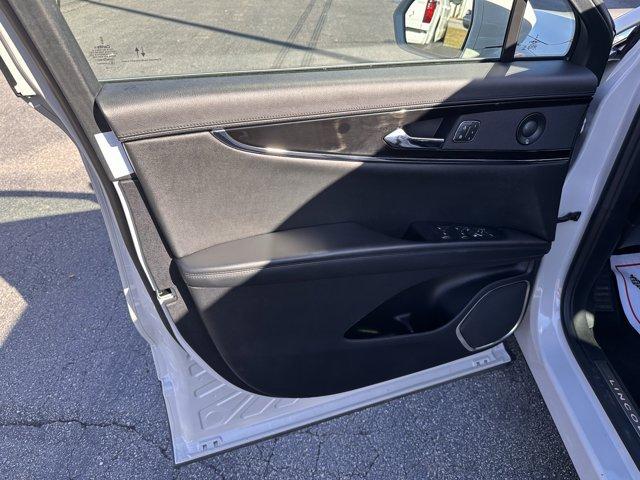 used 2022 Lincoln Nautilus car, priced at $37,345