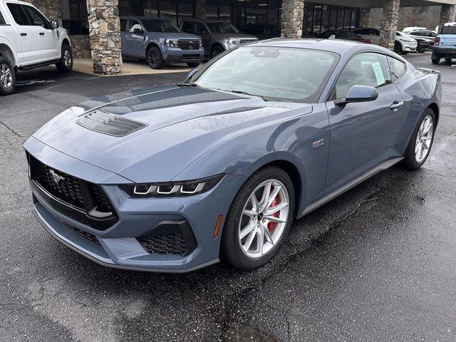 new 2025 Ford Mustang car