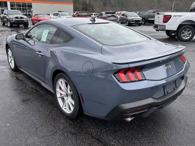 new 2025 Ford Mustang car