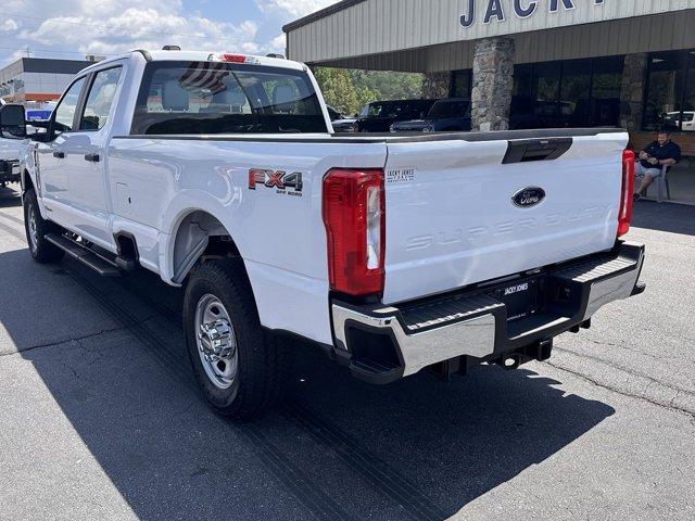 new 2024 Ford F-350 car, priced at $67,566