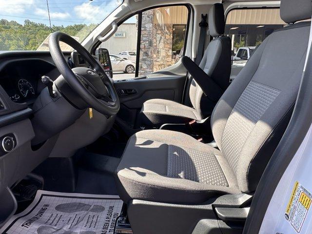 new 2025 Ford Transit-250 car