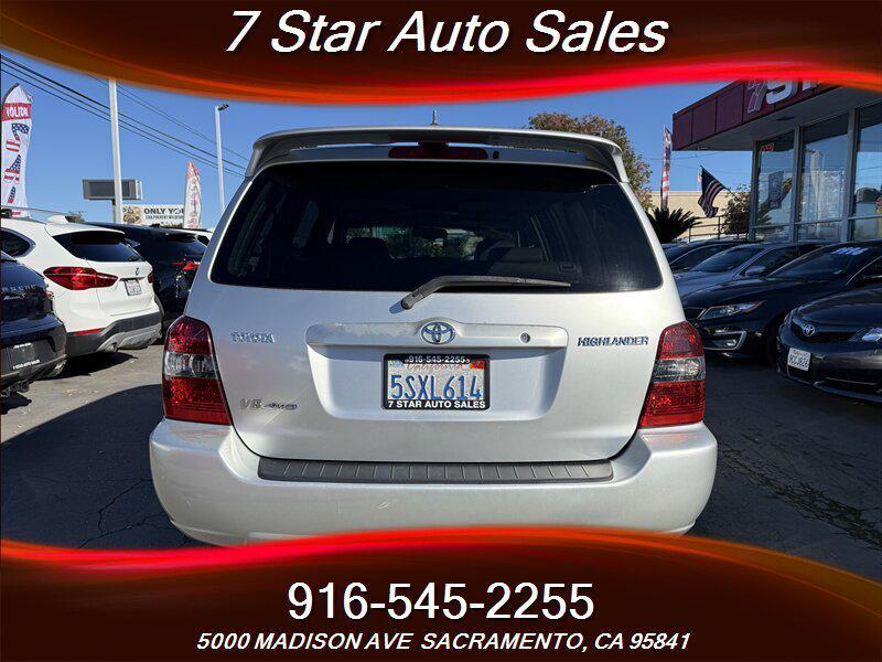 used 2006 Toyota Highlander car, priced at $6,999