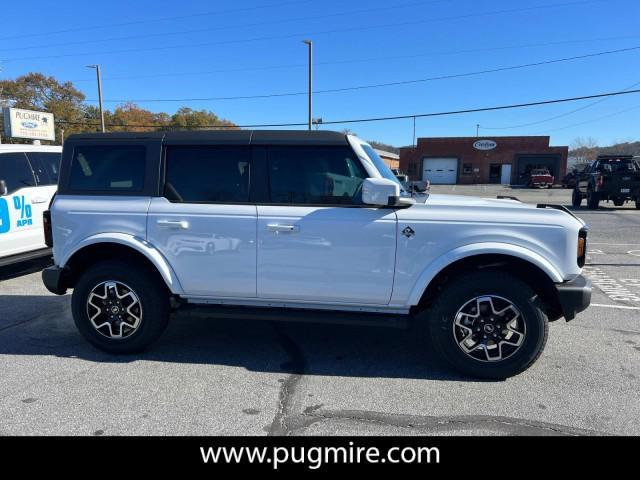 new 2024 Ford Bronco car, priced at $48,910