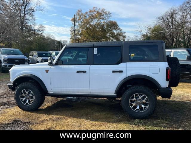 new 2024 Ford Bronco car, priced at $59,380